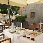 Grad - Relais Chateaux 호텔