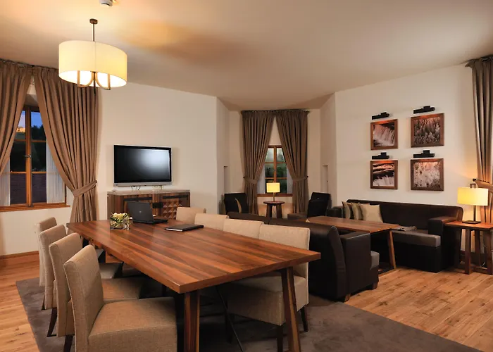 Hotel Grad - Relais Chateaux Otocec