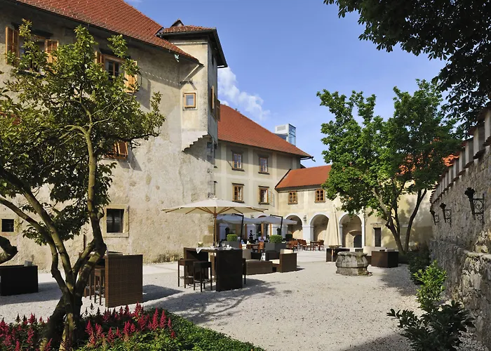 Grad - Relais Chateaux 5* Otocec